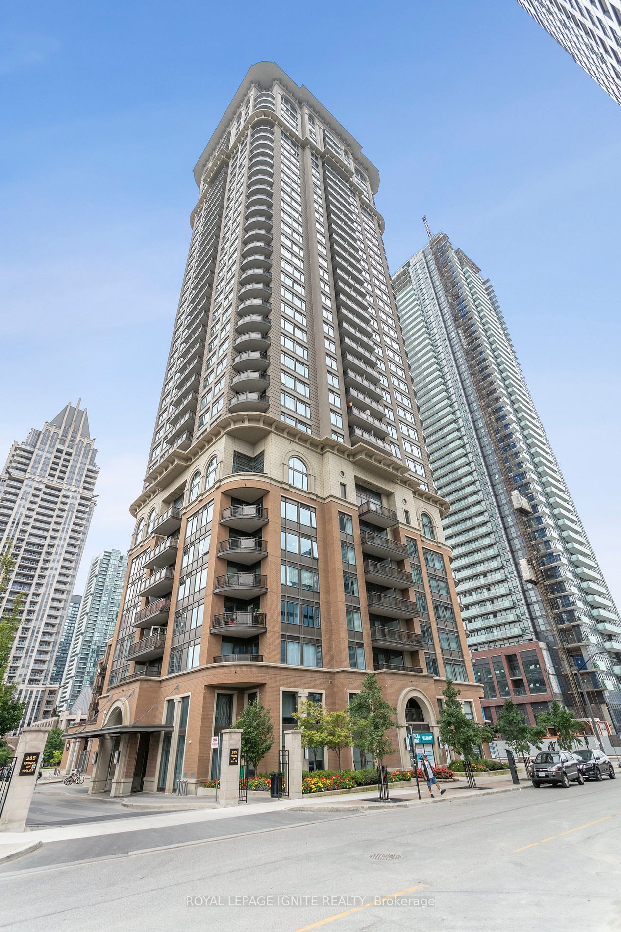 Condo for sale at 2402-385 Prince Of Wales Drive, Mississauga, City Centre, L5B 0C6 - MLS: W11953995