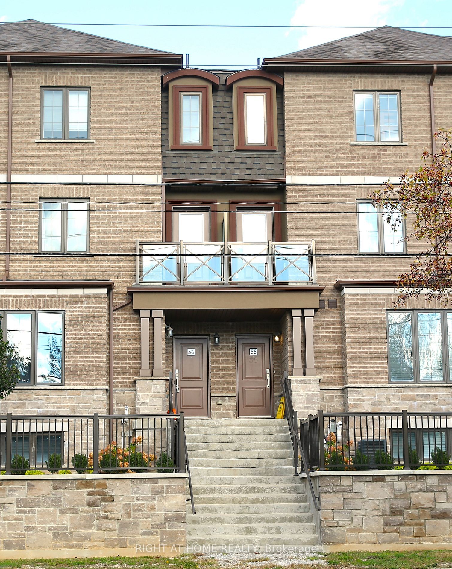 Townhouse for lease at 56-445 Ontario Street, Milton, Timberlea, L9T 2N2 - MLS: W11954038