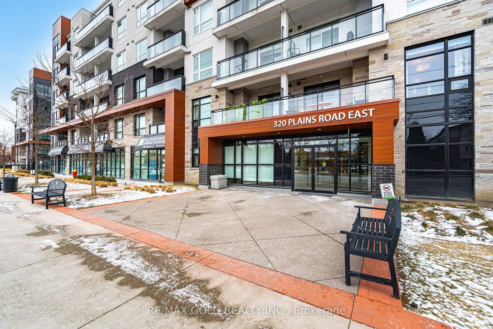 Condo for sale at 213-320 Plains Road, Burlington, LaSalle, L7T 0C1 - MLS: W11954274