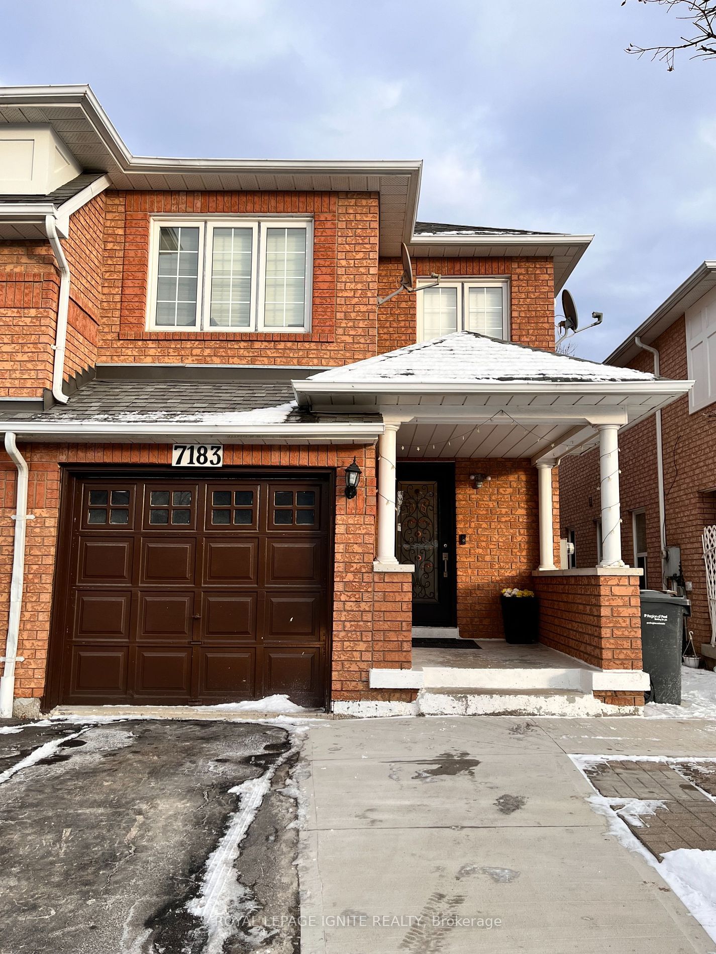 Semi-Detached House leased at 7183 Frontier Ridge, Mississauga, Meadowvale Village, L5N 7R2 - MLS: W11954327