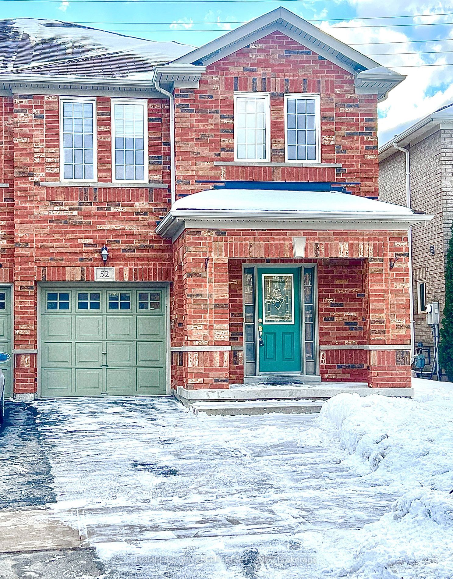 Semi-Detached House for lease at 52 Bushmill Circle, Brampton, Fletcher's Meadow, L7A 0K8 - MLS: W11954351