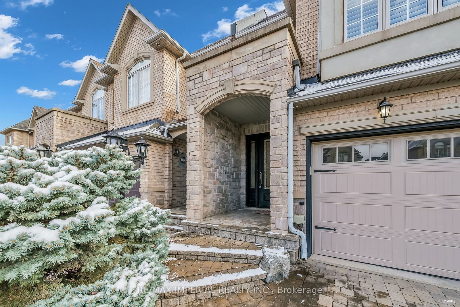 Townhouse for sale at 1205 Agram Drive, Oakville, Iroquois Ridge North, L6H 7P1 - MLS: W11954364