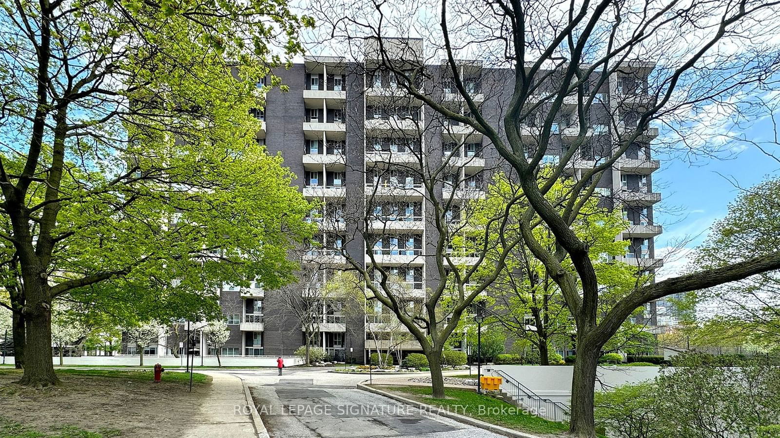 Condo for sale at 724-60 Southport Street, Toronto, High Park-Swansea, M6S 3N4 - MLS: W11954728