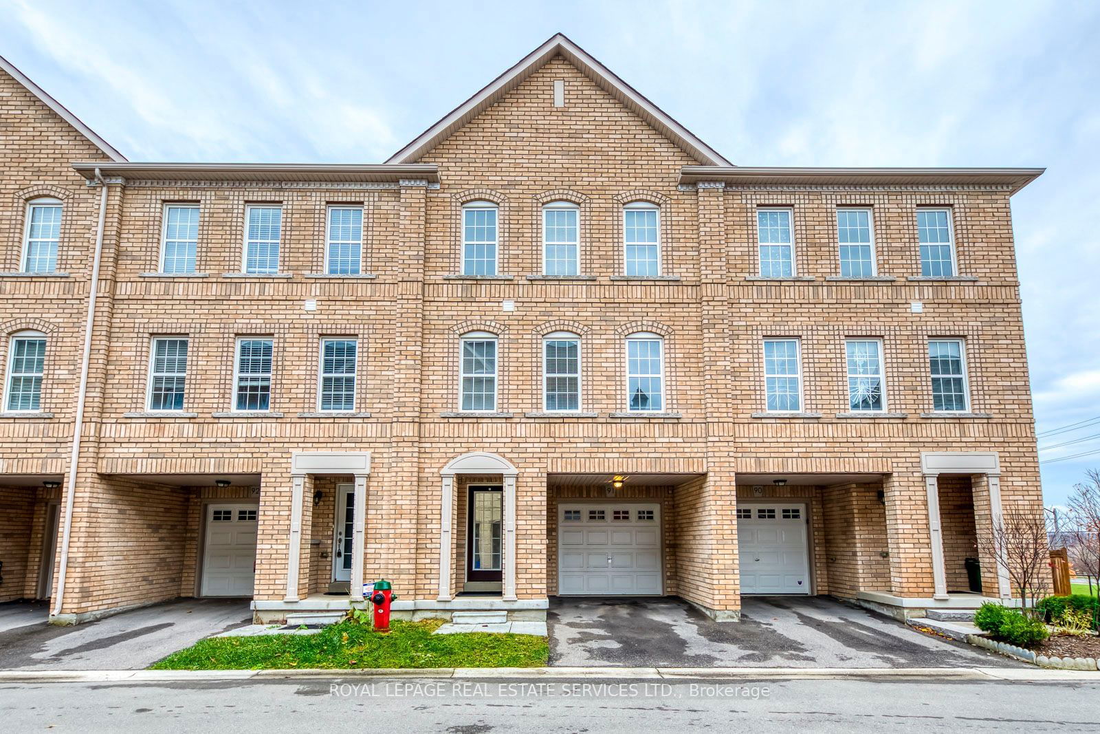 Townhouse for lease at 91-2280 Baronwood Drive, Oakville, 1022 - WT West Oak Trails, L6M 0K4 - MLS: W11954923