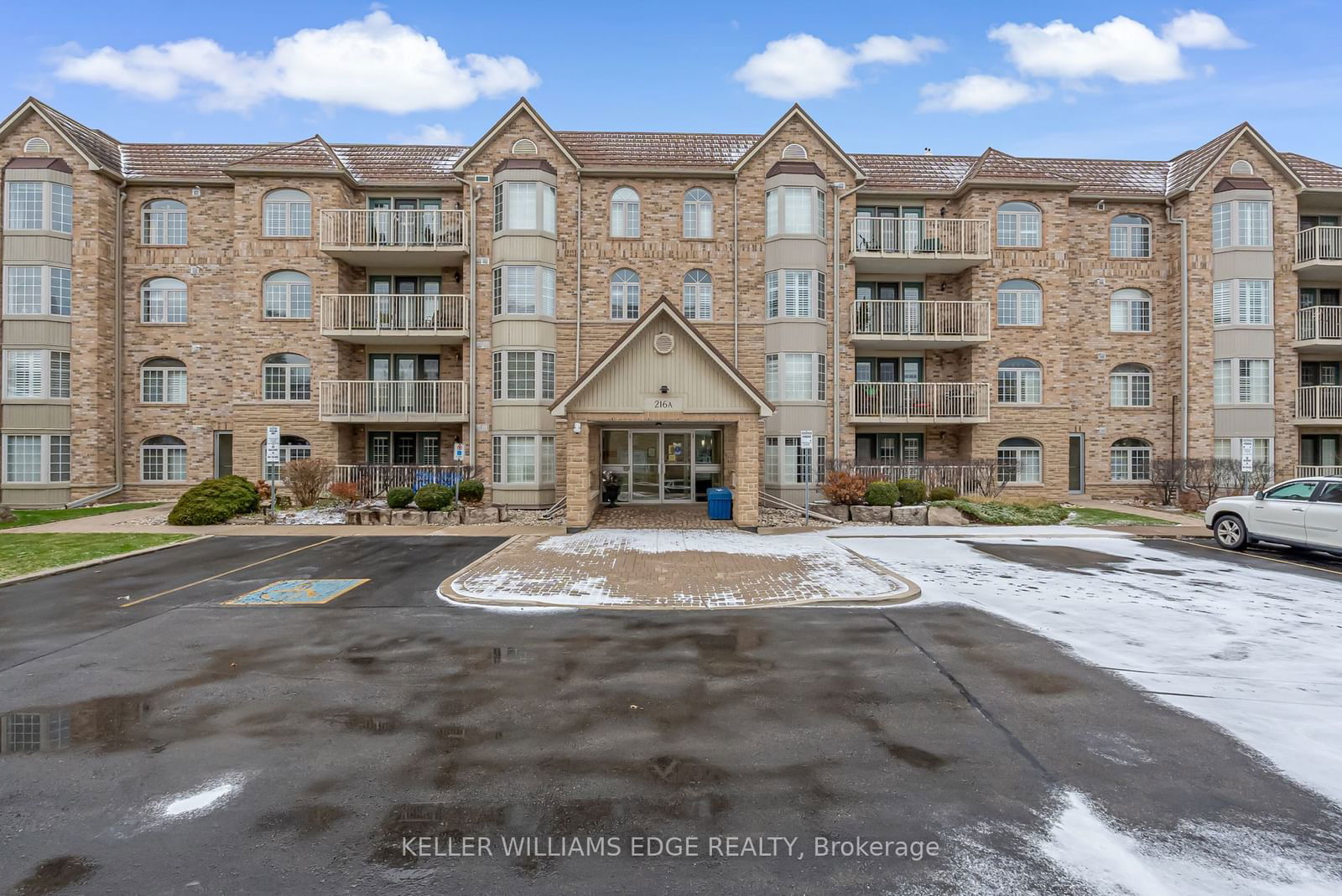 Condo for sale at A204-216 Plains Road, Burlington, Bayview, L7T 4K8 - MLS: W11955011