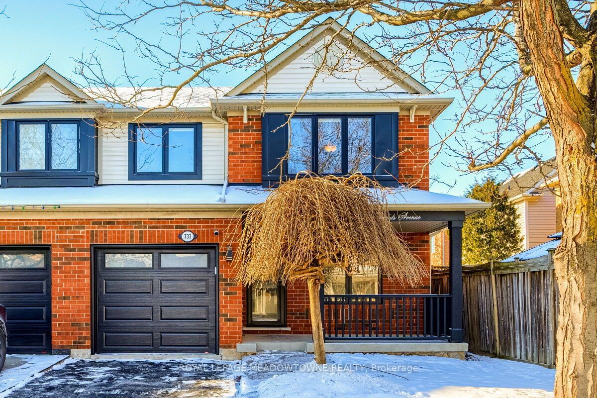 Semi-Detached House sold at 733 Edwards Avenue, Milton, Beaty, L9T 6B4 - MLS: W11955043