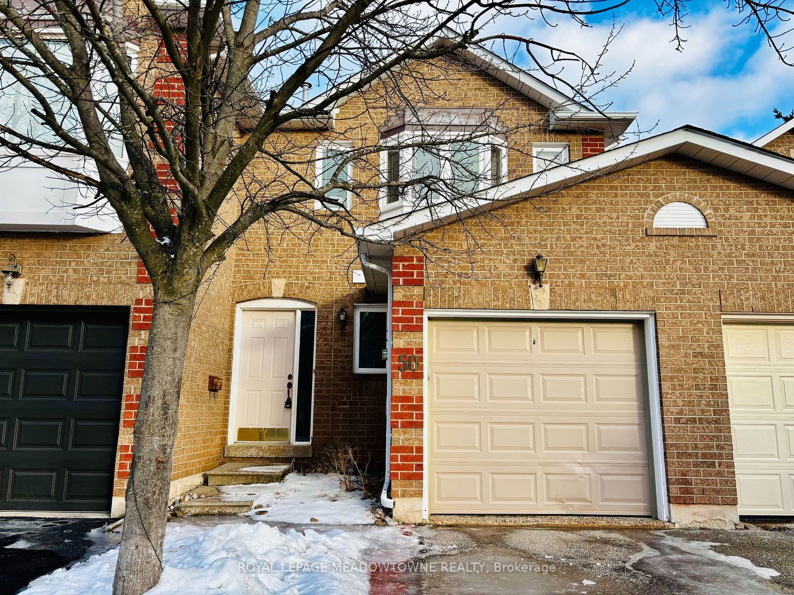 Townhouse leased at 50-1240 Westview Terrace, Oakville, 1022 - WT West Oak Trails, L6M 3M4 - MLS: W11955078