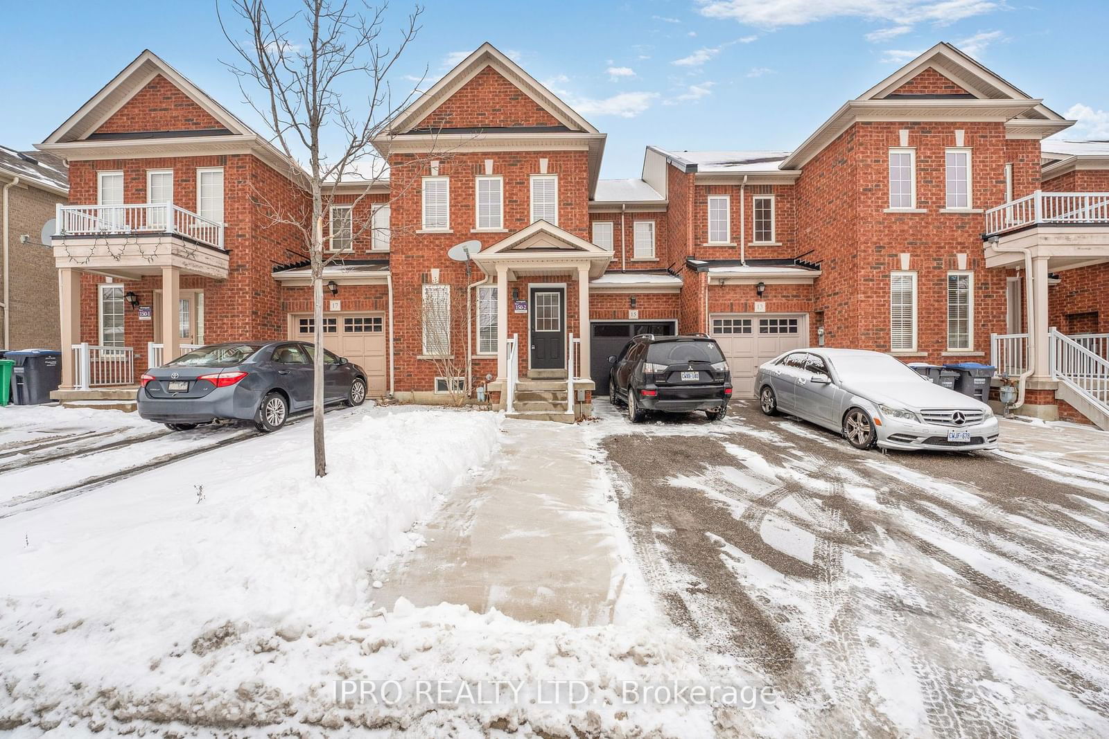 Townhouse for sale at 15 Coolwater Drive, Brampton, Sandringham-Wellington, L6R 0X4 - MLS: W11955152