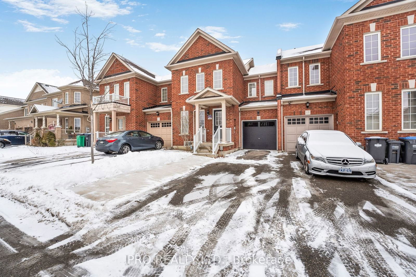 Townhouse for sale at 15 Coolwater Drive, Brampton, Sandringham-Wellington, L6R 0X4 - MLS: W11955152