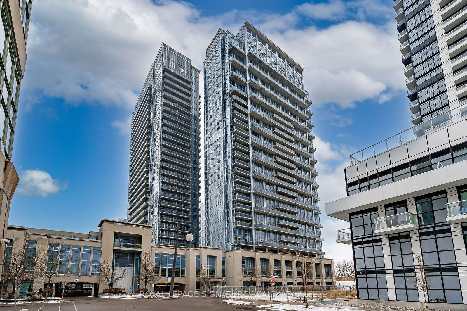 Condo for lease at 1511-155 Legion Road, Toronto, Mimico, M8Y 0A7 - MLS: W11955227