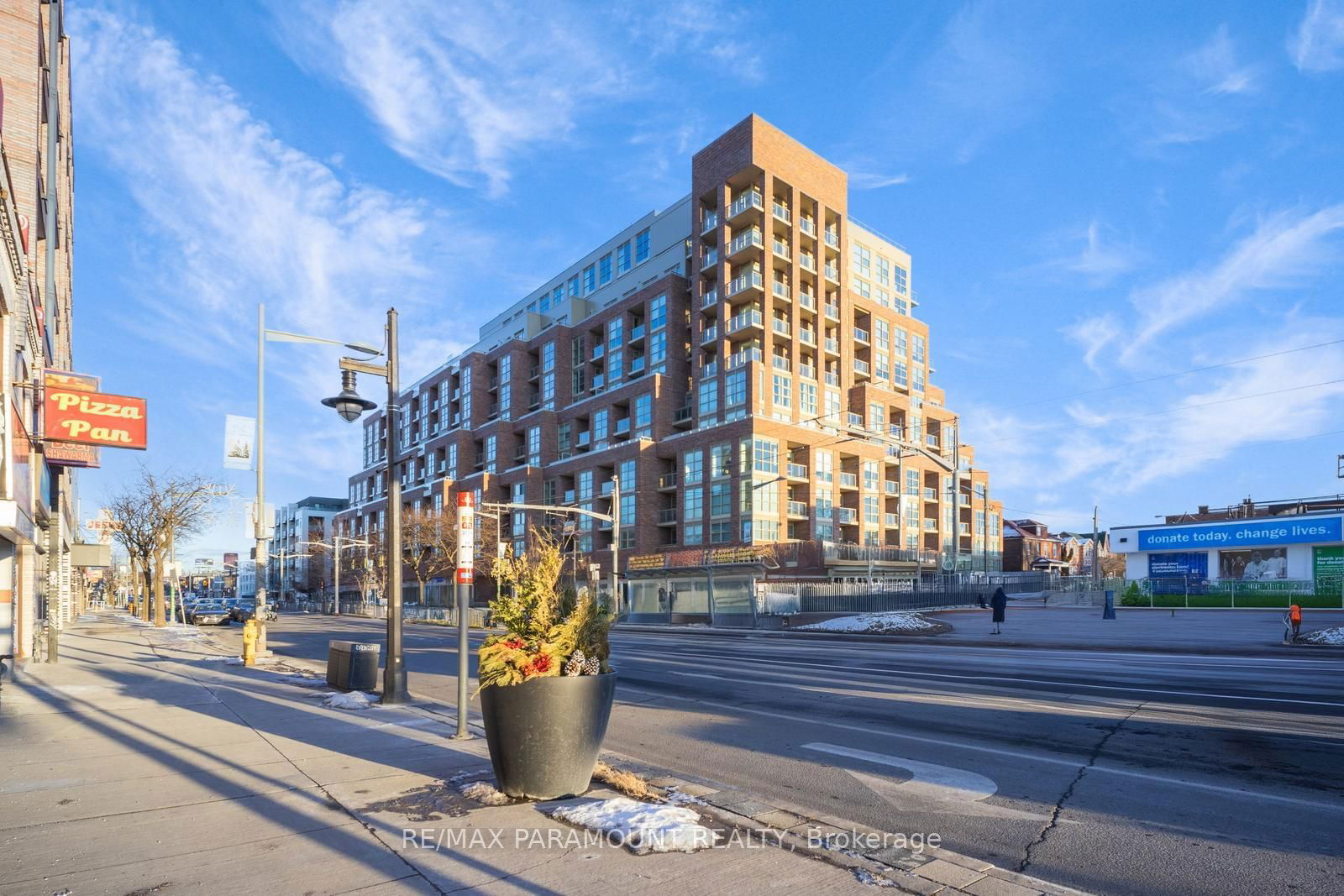 Condo for lease at 813-1787 St. Clair Avenue, Toronto, Weston-Pellam Park, M6N 1J6 - MLS: W11955426