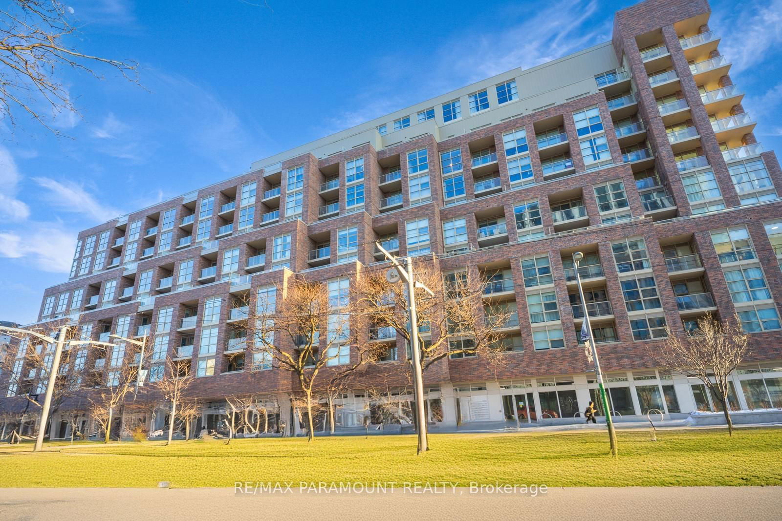 Condo for lease at 813-1787 St. Clair Avenue, Toronto, Weston-Pellam Park, M6N 1J6 - MLS: W11955426