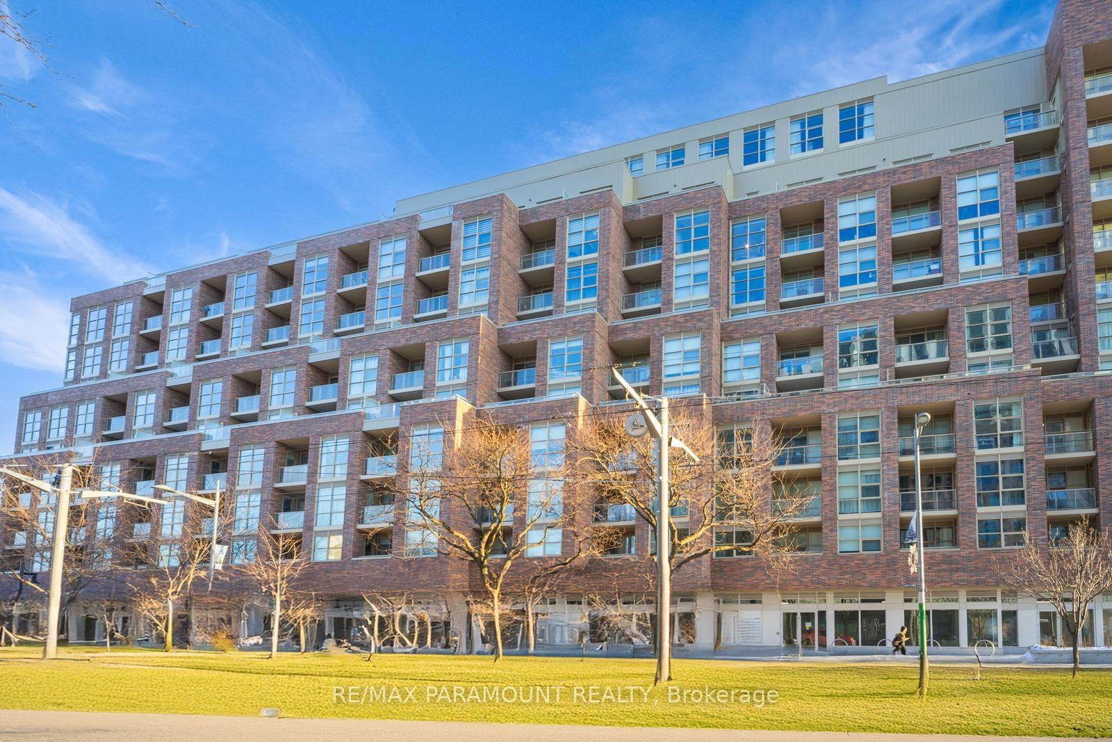 Condo for lease at 813-1787 St. Clair Avenue, Toronto, Weston-Pellam Park, M6N 1J6 - MLS: W11955426