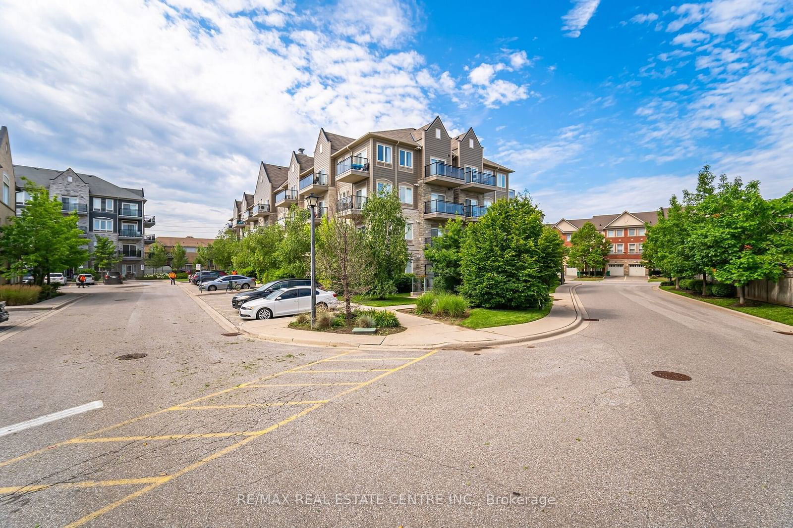 Condo for sale at 305-5705 Long Valley Road, Mississauga, Churchill Meadows, L5M 0M3 - MLS: W11955435