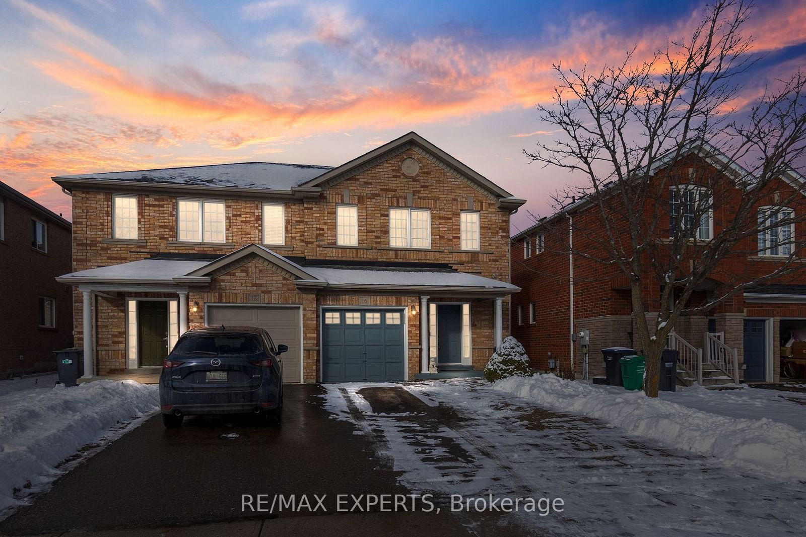 Semi-Detached House for sale at 16 Vermont Road, Brampton, Fletcher's Meadow, L7A 3G3 - MLS: W11955466