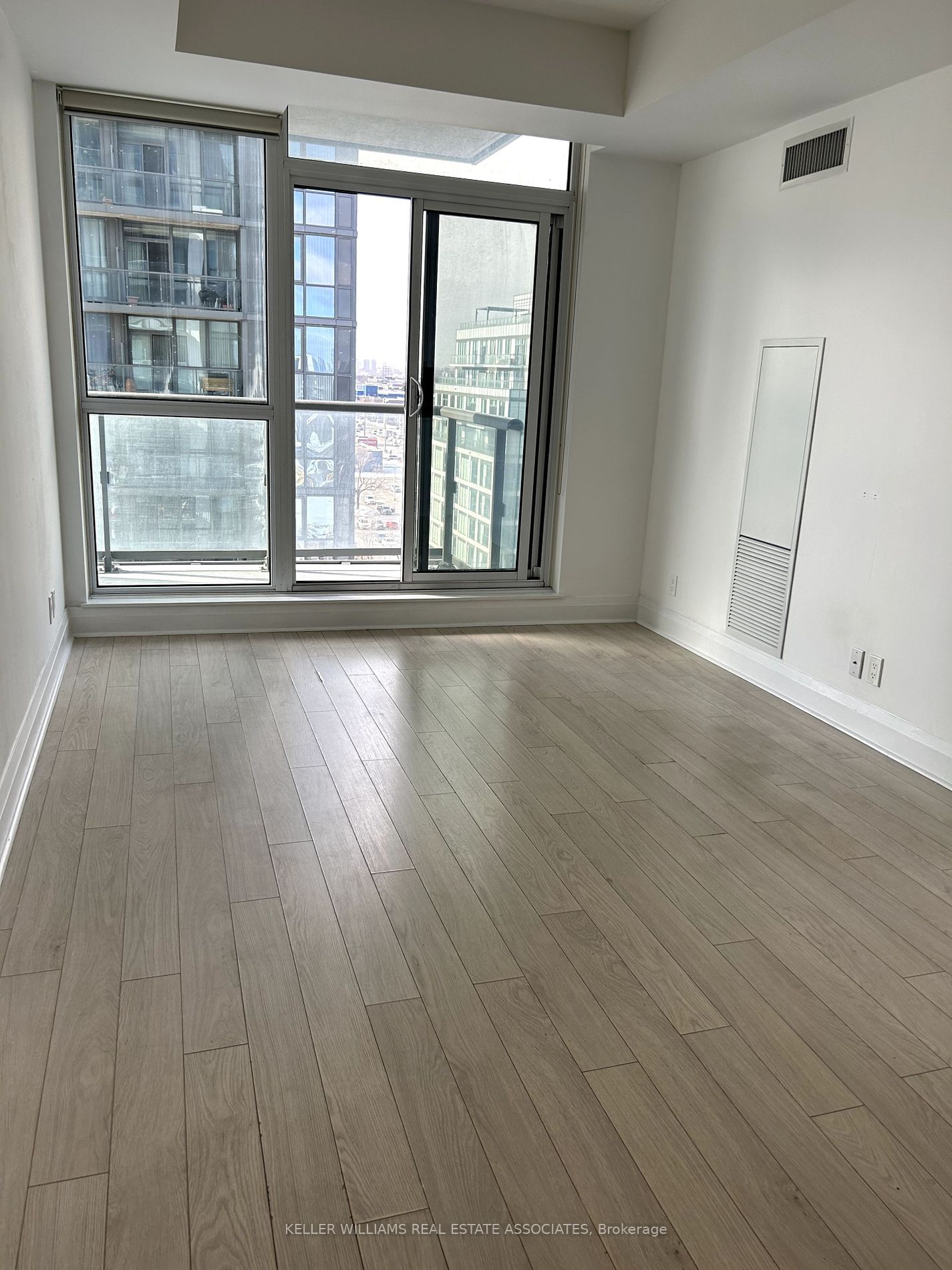 Condo for lease at 912-17 Zorra Street, Toronto, Islington-City Centre West, M8Z 0C8 - MLS: W11955772