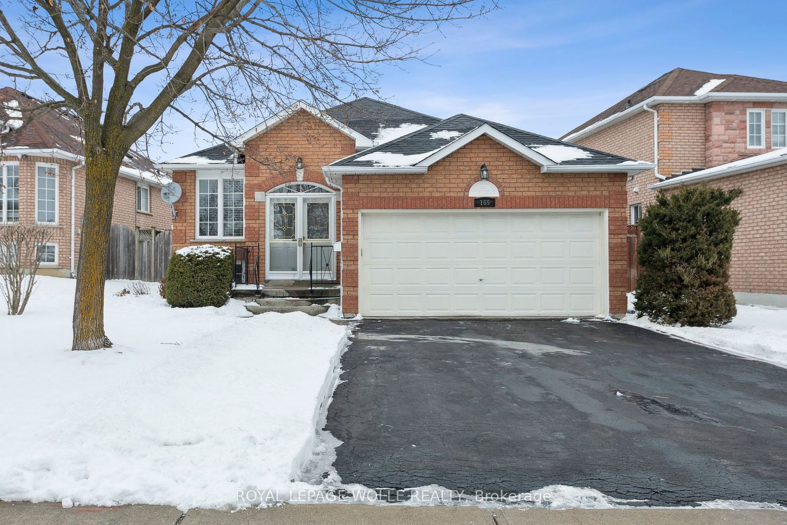 Detached House for sale at 165 Cresthaven Road, Brampton, Snelgrove, L7A 1H5 - MLS: W11955956