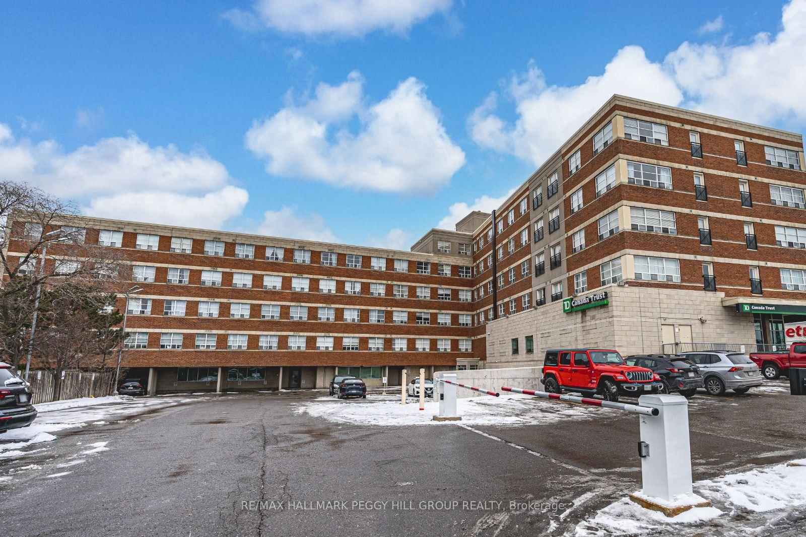 Condo sold at 319-1415 Lawrence Avenue, Toronto, Brookhaven-Amesbury, M6L 1A9 - MLS: W11956097