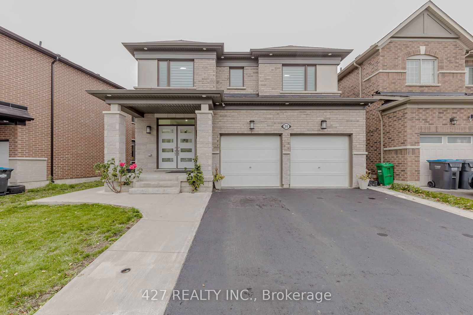 Detached House for sale at 20 Dolucci Crescent, Brampton, Northwest Brampton, L7A 5E9 - MLS: W11956158