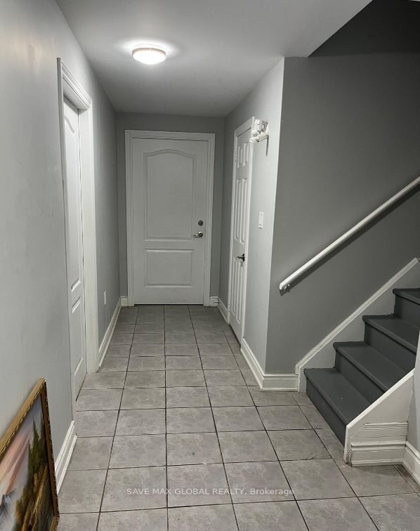 Detached House for lease at Basement 2 Room Unit-61 Canarvan Court, Brampton, Fletcher's Creek South, L6Y 4N1 - MLS: W11956233