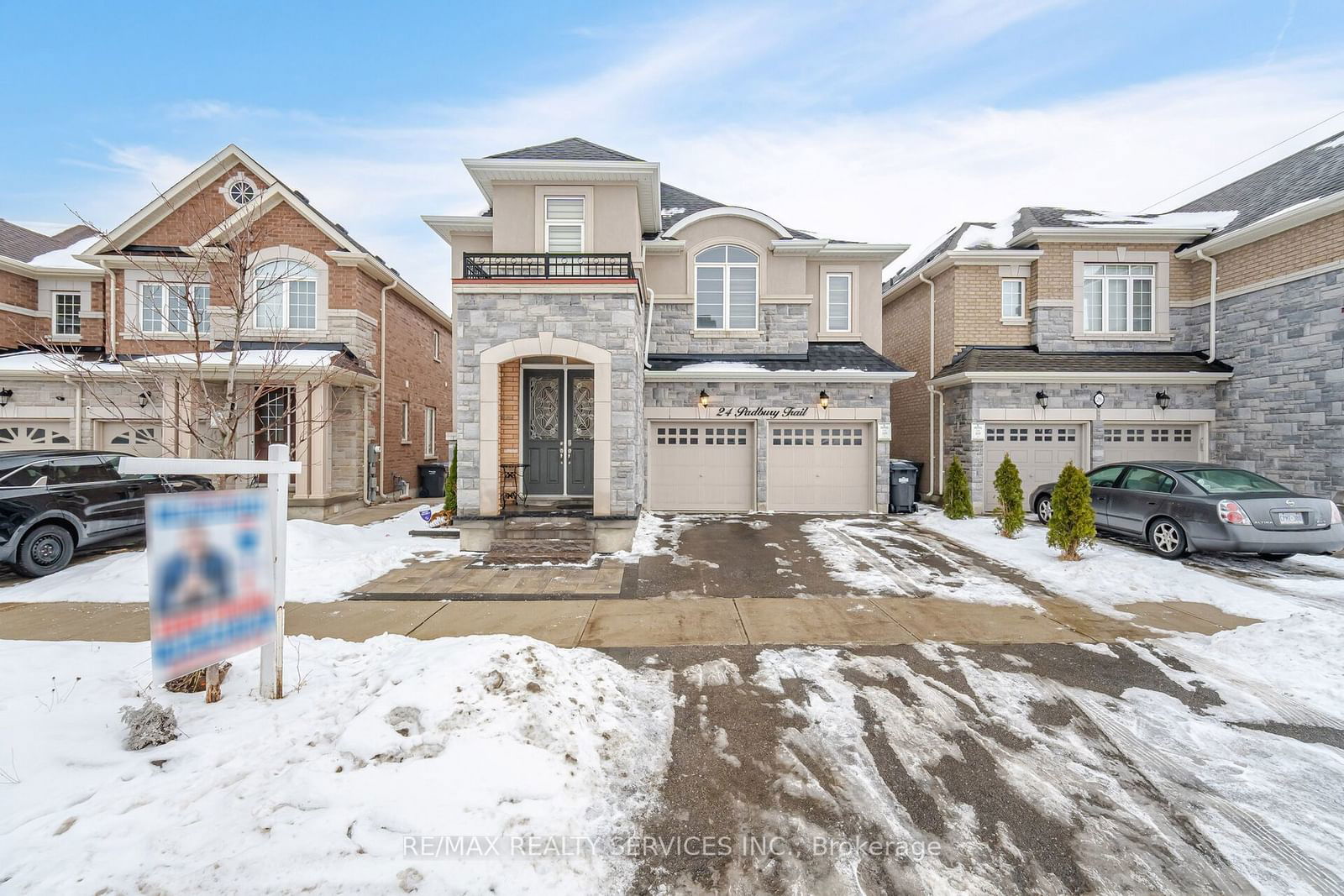 Detached House for sale at 24 Padbury Trail, Brampton, Northwest Brampton, L7A 4V2 - MLS: W11956419