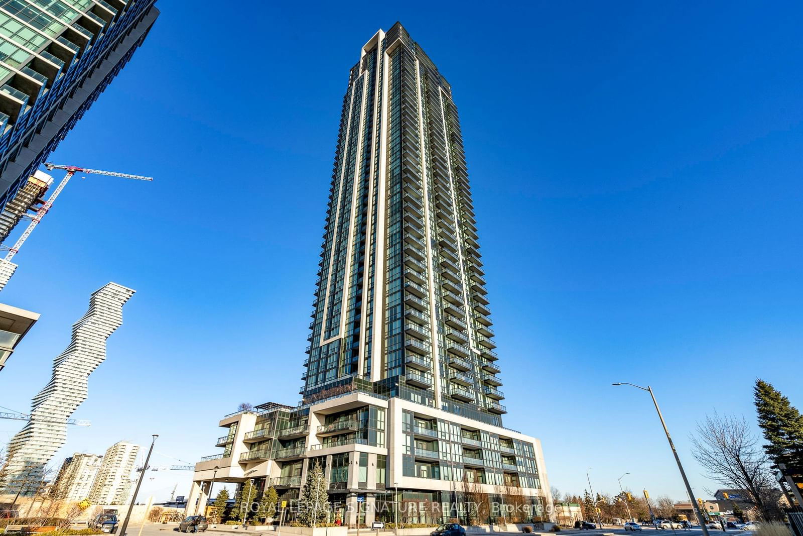 Condo leased at 4203-3975 Grand Park Drive, Mississauga, City Centre, L5B 0K4 - MLS: W11956527