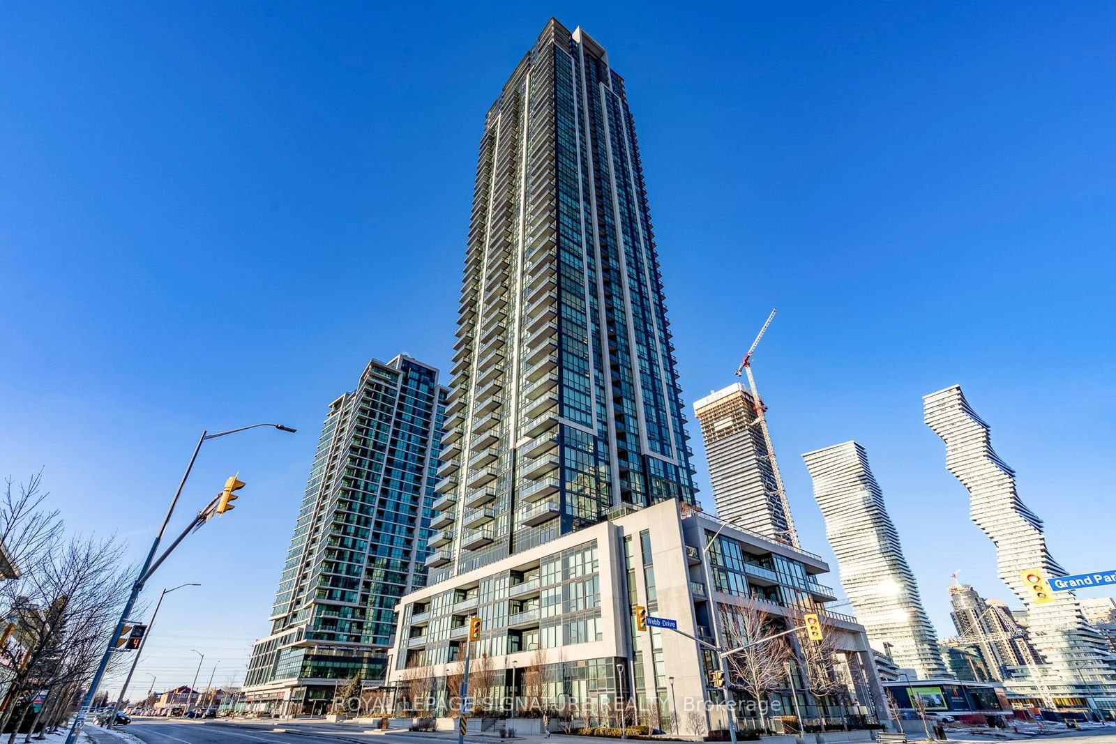 Condo leased at 4203-3975 Grand Park Drive, Mississauga, City Centre, L5B 0K4 - MLS: W11956527