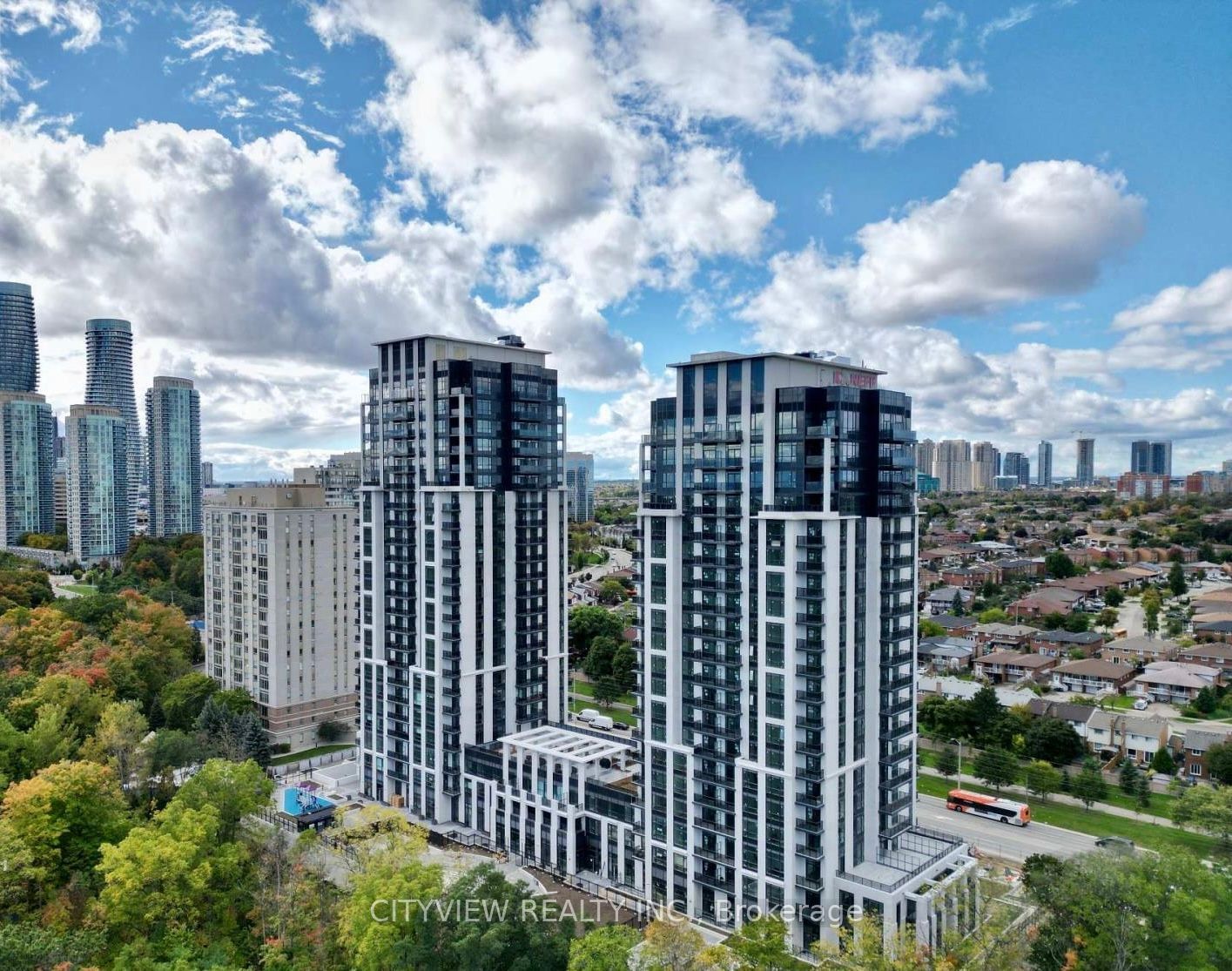 Condo for lease at 1609-204 Burnhamthorpe Road, Mississauga, City Centre, L5A 0B3 - MLS: W11956706