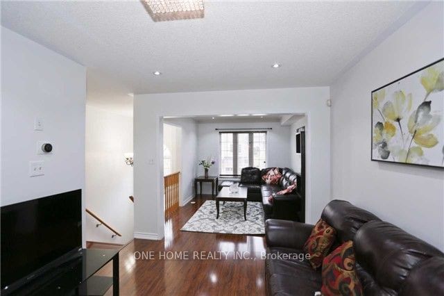 Townhouse for lease at 108-601 Shoreline Drive, Mississauga, Cooksville, L5B 4K5 - MLS: W11956781