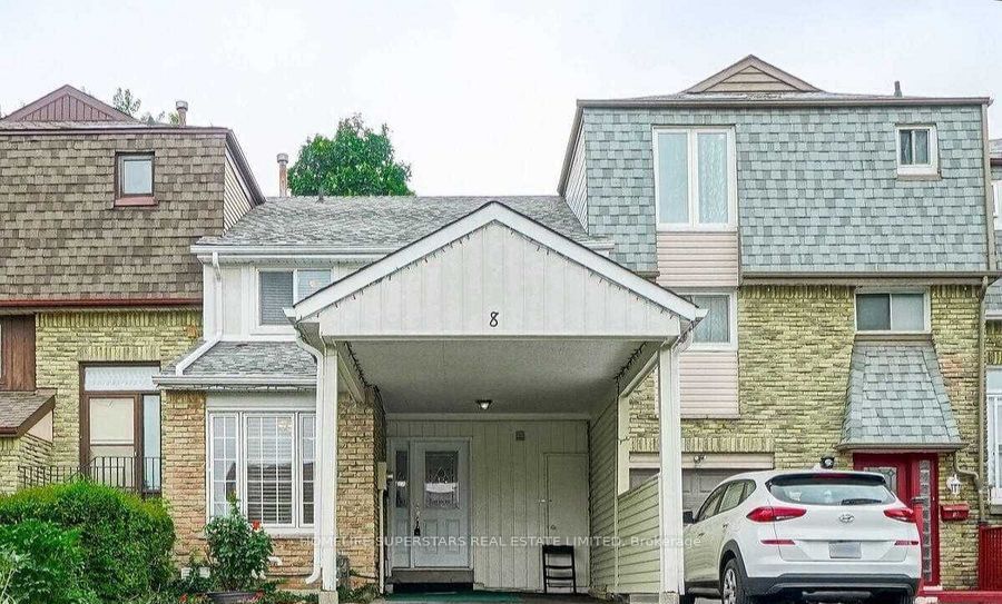 Townhouse for sale at 8 Maraboo Court, Brampton, Heart Lake West, L6Z 1B4 - MLS: W11956785