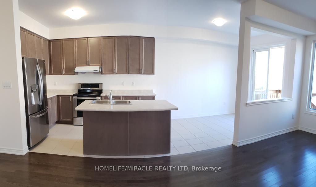 Semi-Detached House for lease at UPPERS (Exclude Basement)-14 Germain Circle, Brampton, Credit Valley, L6X 5K4 - MLS: W11956838