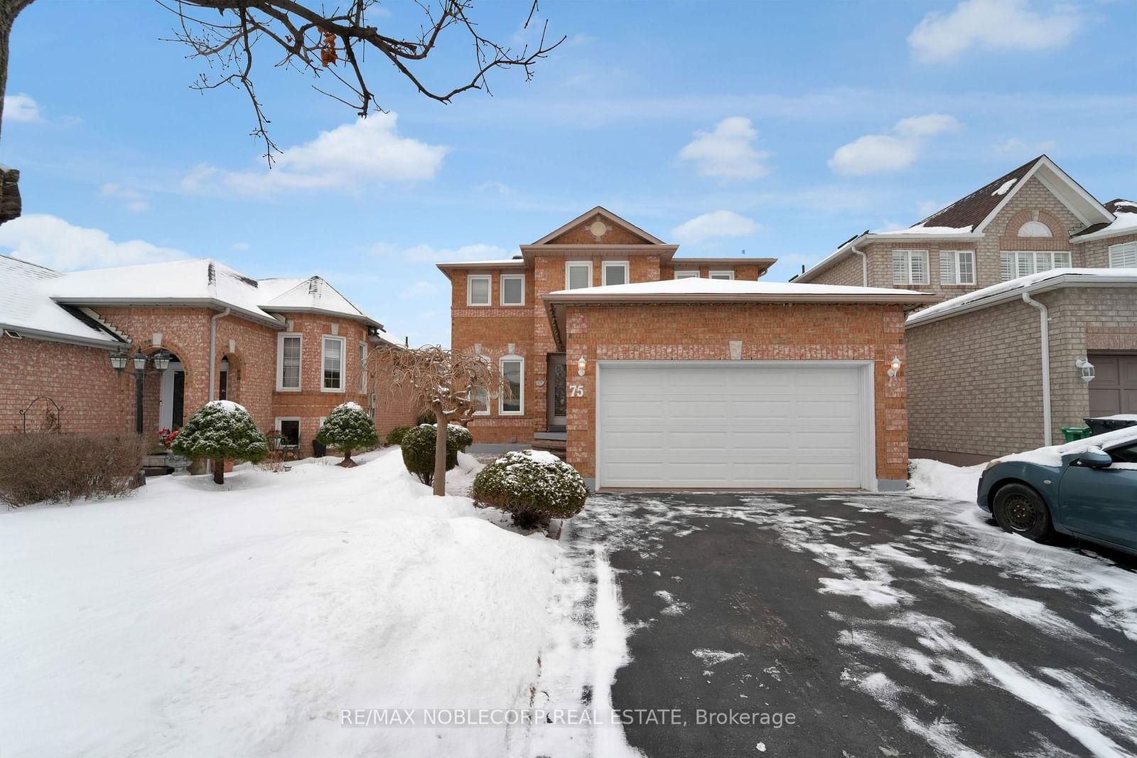 Detached House for sale at 75 Red Maple Drive, Brampton, Brampton West, L6X 4M1 - MLS: W11956925