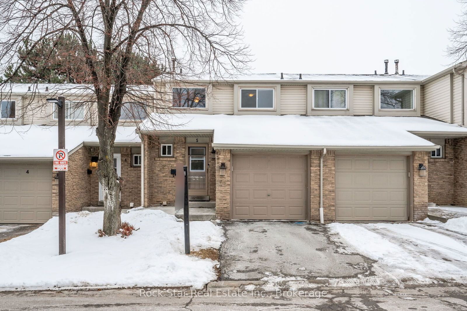 Townhouse for sale at 5-2700 Battleford Road, Mississauga, Meadowvale, L5N 2S7 - MLS: W11957009