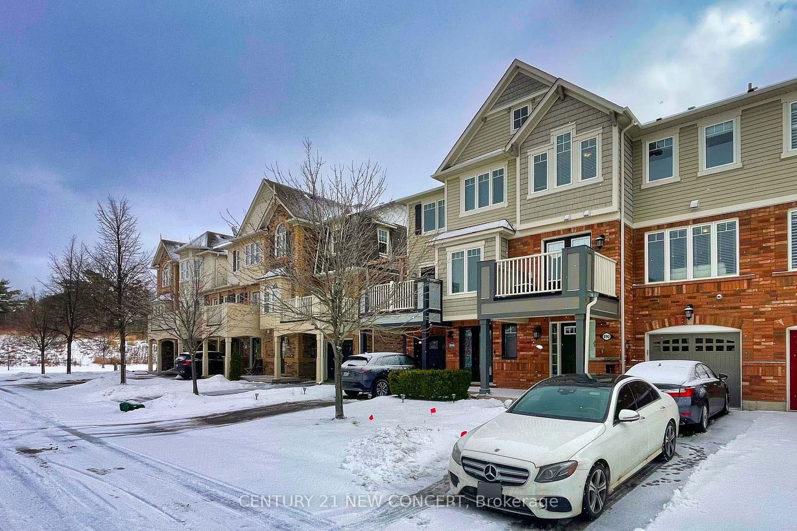 Townhouse for sale at 890 Brassard Circle, Milton, Willmott, L9T 8E3 - MLS: W11957075