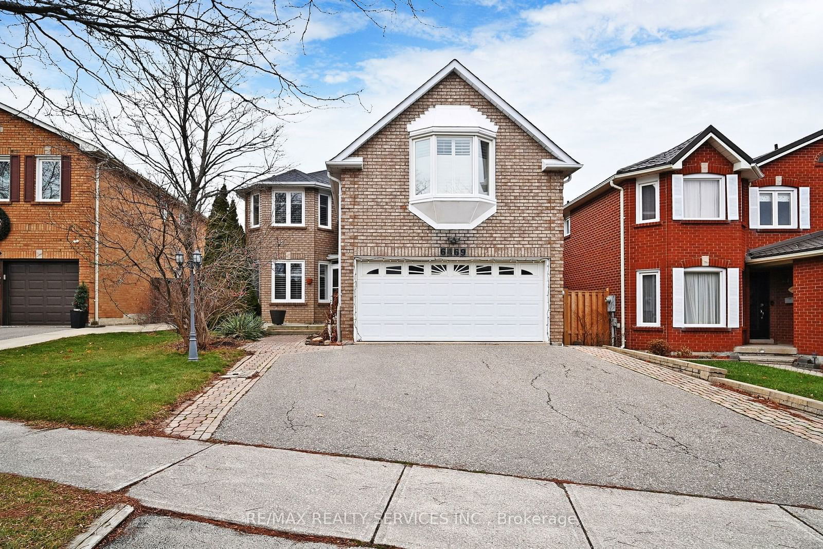 Detached House for sale at 6469 Osprey Boulevard, Mississauga, Lisgar, L5N 6E1 - MLS: W11957255