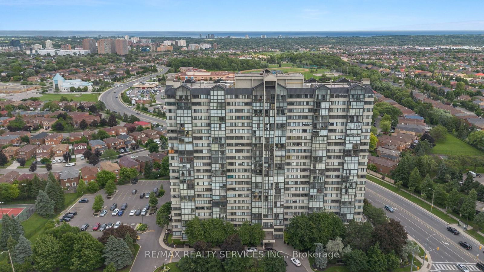 Condo leased at 110-350 Webb Drive, Mississauga, City Centre, L5B 3W4 - MLS: W11957352