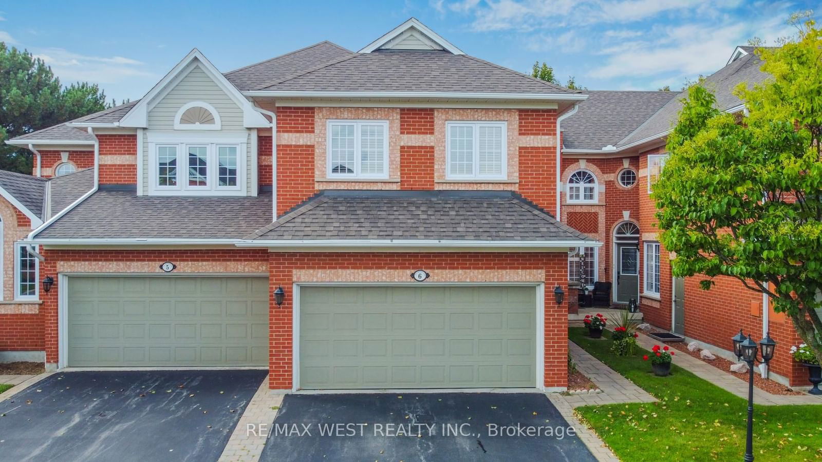 Townhouse for sale at 6-2145 Country Club Drive, Burlington, Rose, L7M 4E1 - MLS: W11957419