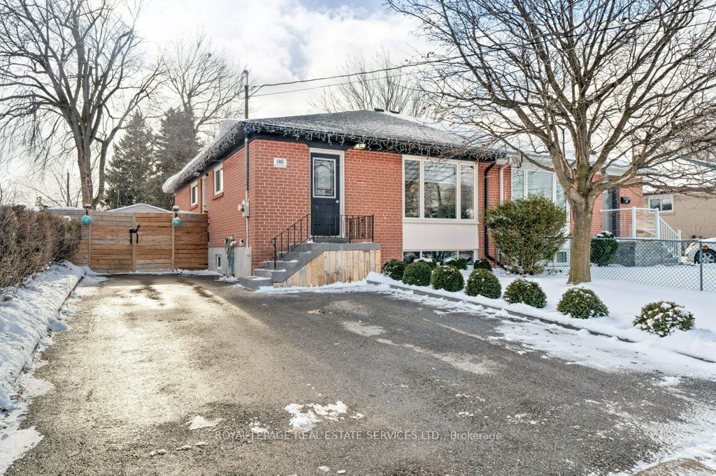 Semi-Detached House for sale at 96 Raylawn Crescent, Halton Hills, Georgetown, L7G 4N1 - MLS: W11957482