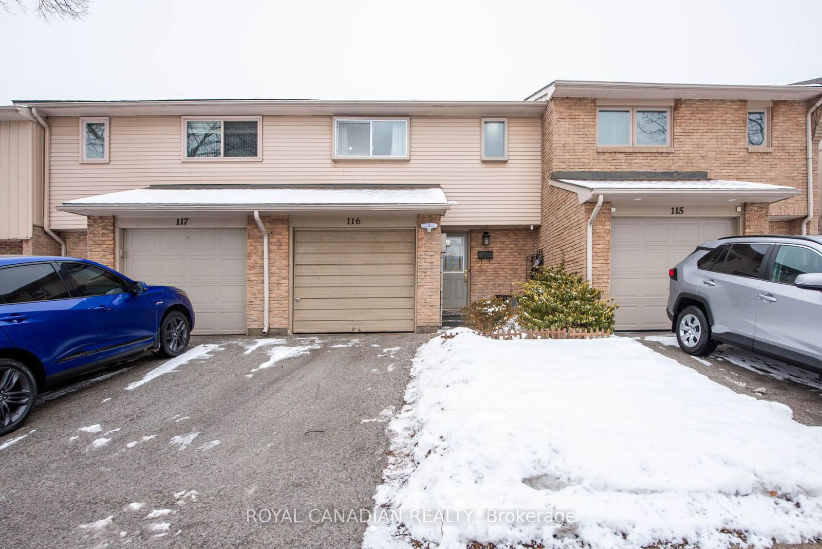 Townhouse for sale at 116-1538 Lancaster Drive, Oakville, 1005 - FA Falgarwood, L6H 2Z3 - MLS: W11957506