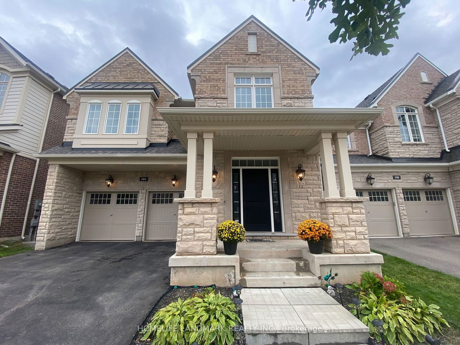 Detached House for sale at 104 Wheat Boom Drive, Oakville, 1008 - GO Glenorchy, L6H 7C3 - MLS: W11957522