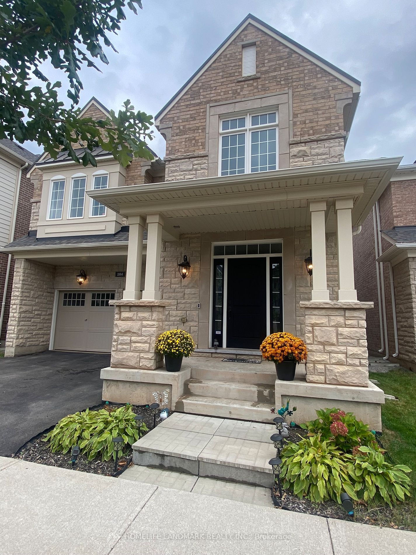 Detached House for sale at 104 Wheat Boom Drive, Oakville, 1008 - GO Glenorchy, L6H 7C3 - MLS: W11957522