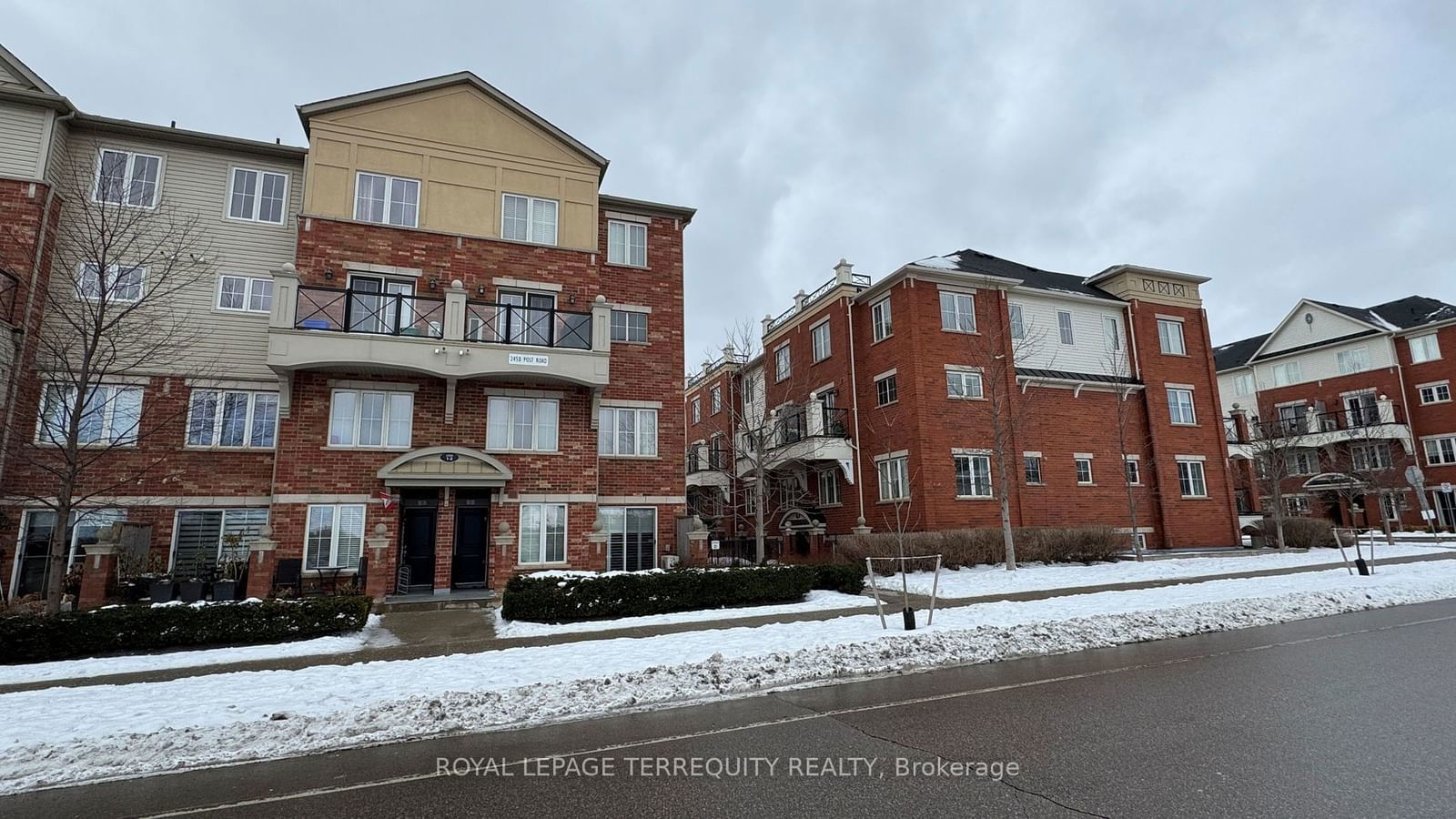 Townhouse for lease at 1-2450 Post Road, Oakville, Uptown Core, L6H 0J2 - MLS: W11957635