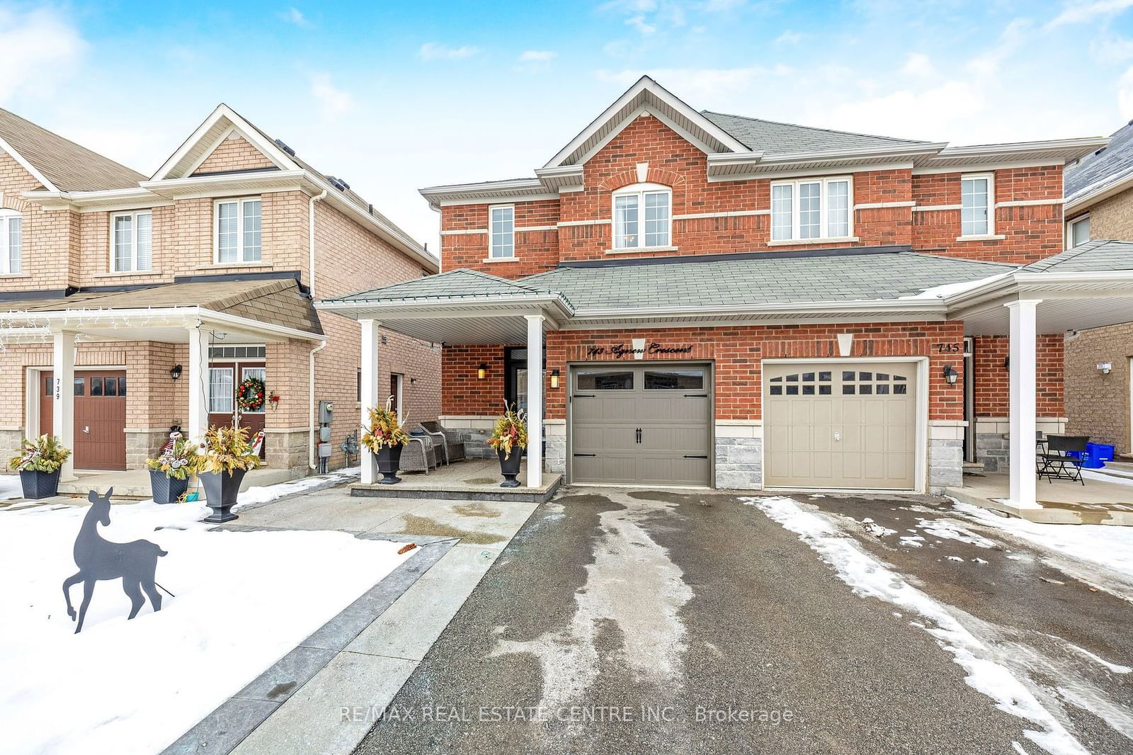 Semi-Detached House for sale at 743 Agnew Crescent, Milton, 1023 - BE Beaty, L9T 8M5 - MLS: W11957746