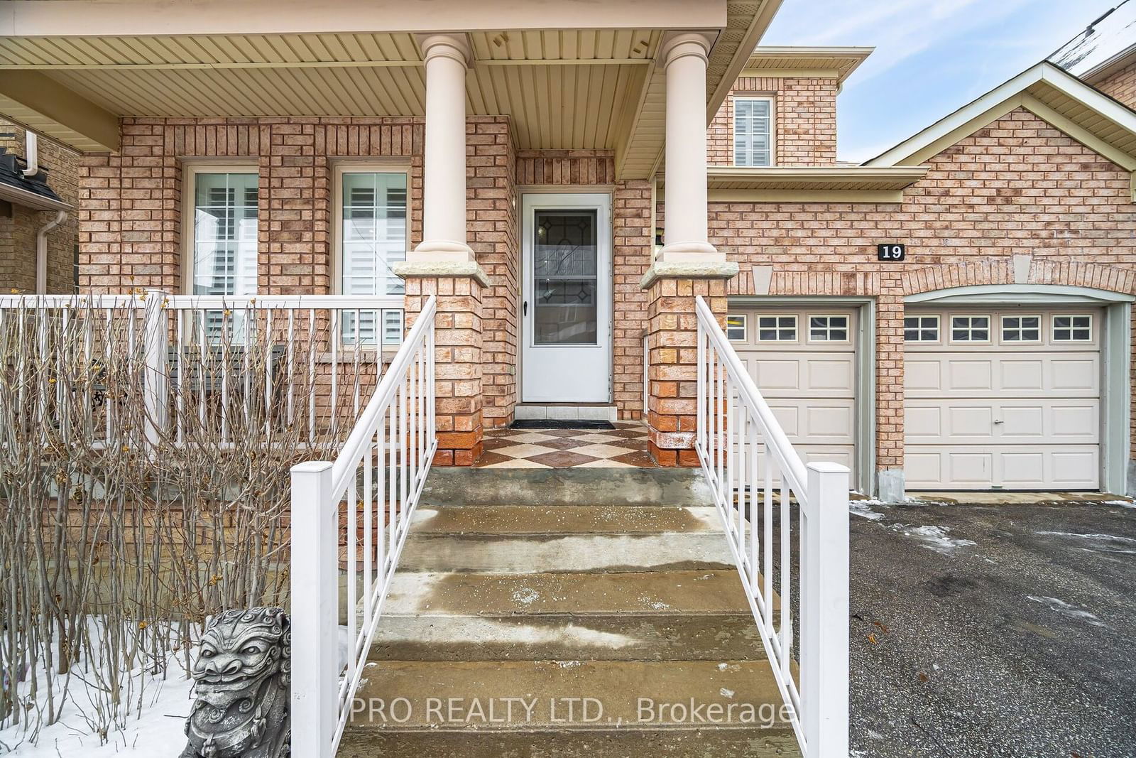 Detached House for sale at 19 Citronella Lane, Brampton, Sandringham-Wellington, L6R 3E8 - MLS: W11957772