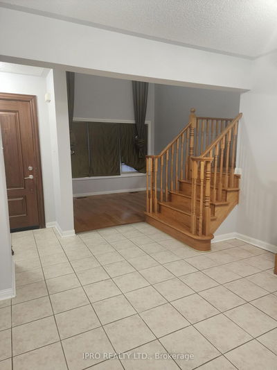 5761 Philip Dr, Mississauga - Churchill Meadows image-0-4