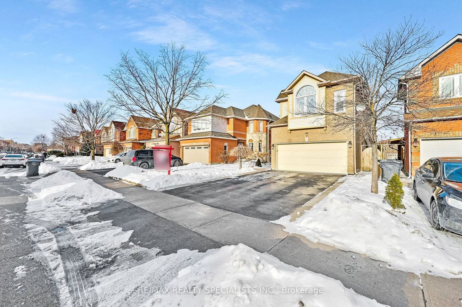 Detached House for sale at 7 Creekwood Drive, Brampton, Snelgrove, L7A 1G6 - MLS: W11957873