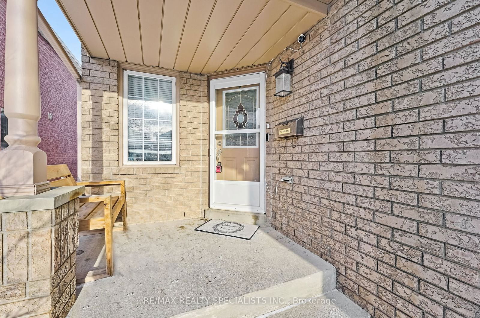 Detached House for sale at 7 Creekwood Drive, Brampton, Snelgrove, L7A 1G6 - MLS: W11957873