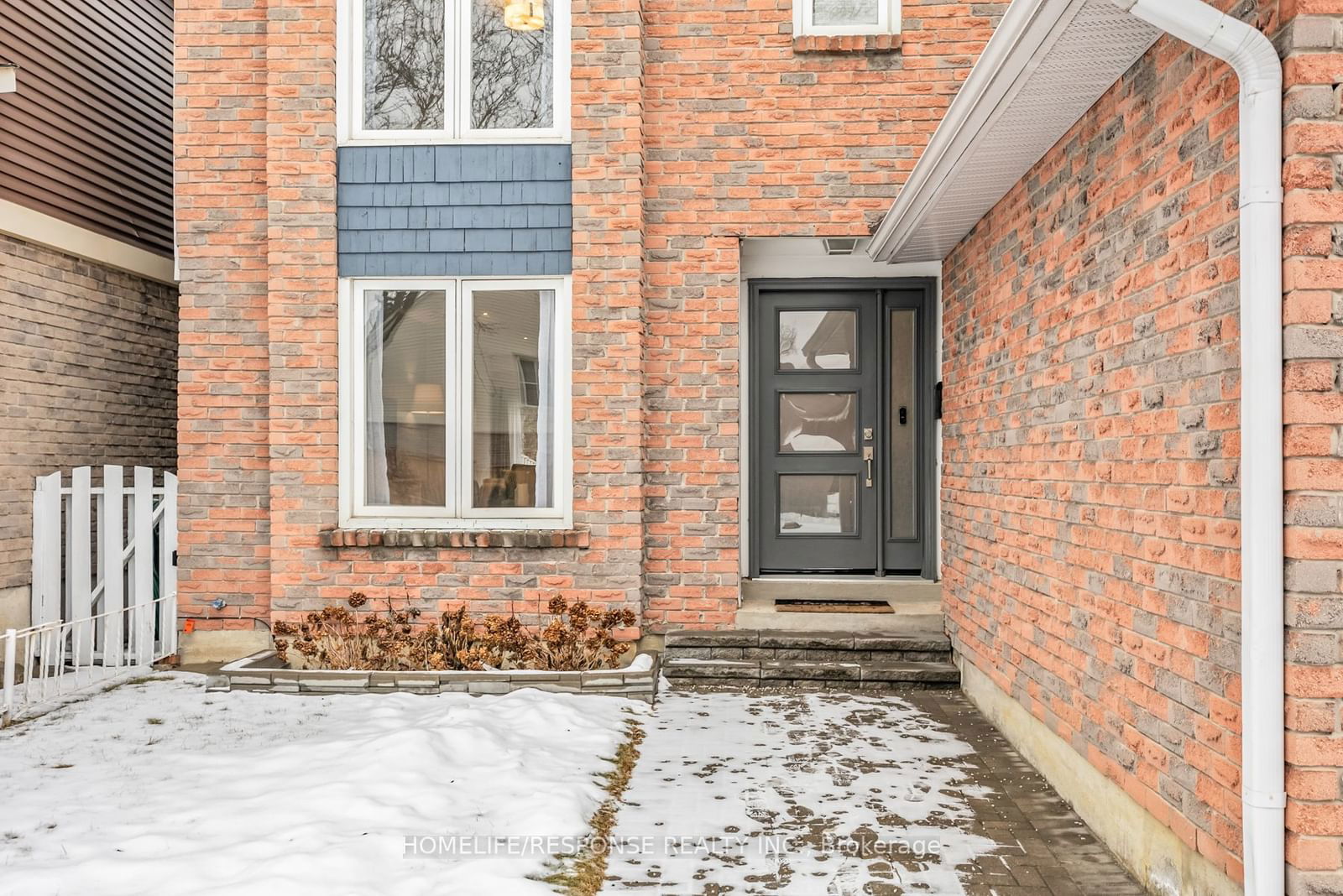 Detached House for sale at 77 GARBUTT Crescent, Toronto, Eringate-Centennial-West Deane, M9C 5E3 - MLS: W11958012