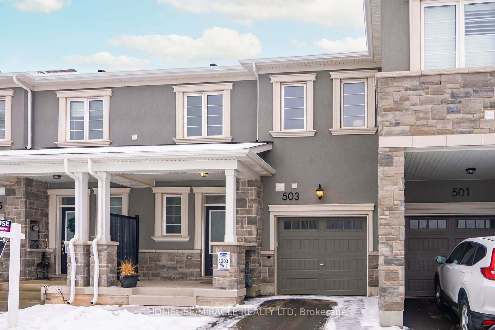 Townhouse for sale at 503 Bellflower Court, Milton, Walker, L9E 1W5 - MLS: W11958081