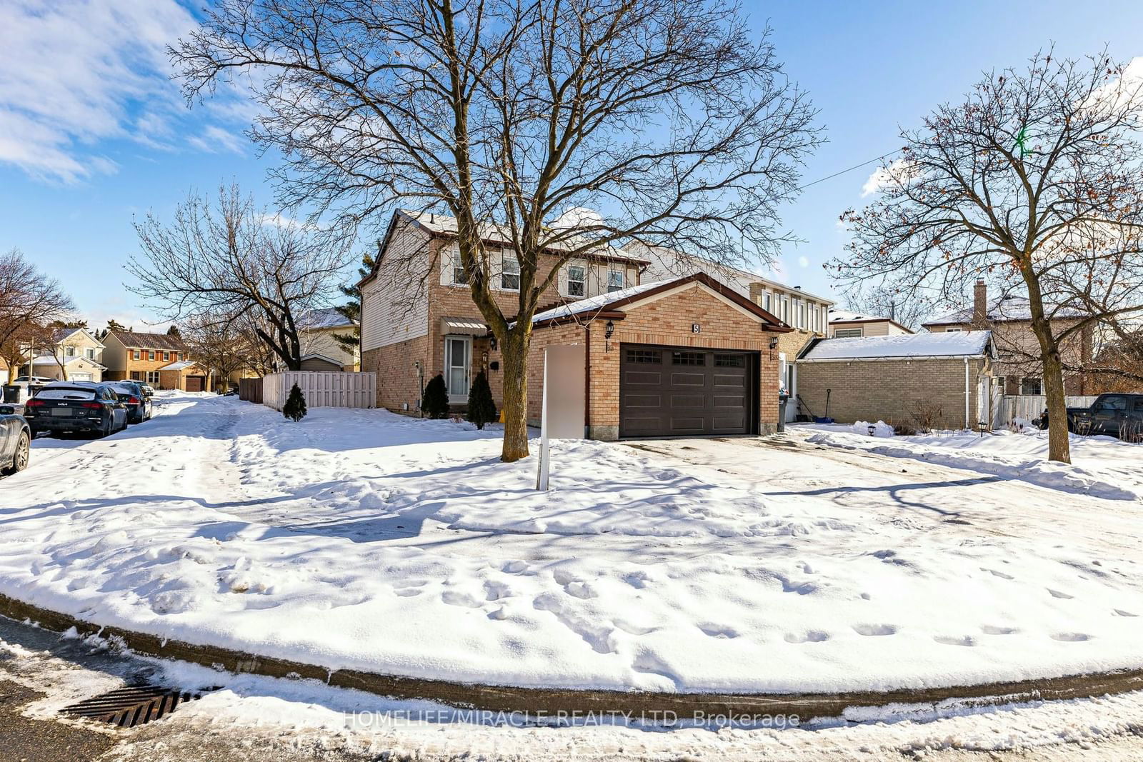 Detached House for sale at 5 Nemo Crescent, Brampton, Westgate, L6S 4A4 - MLS: W11958111